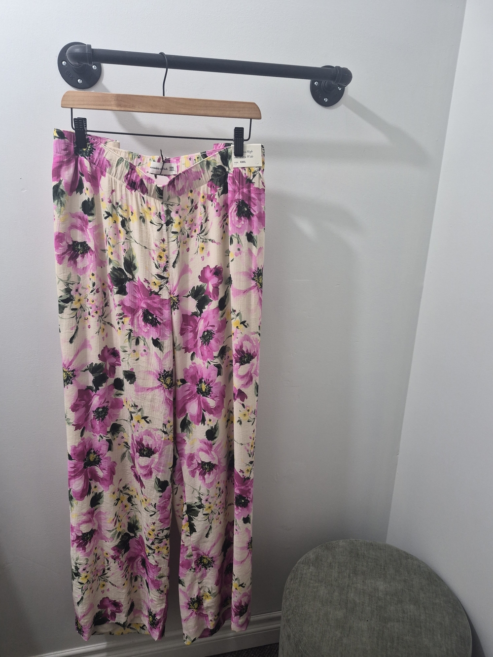 Abercrombie & Fitch Floral Pink Wide-Leg Women’s Pants, Plus Size